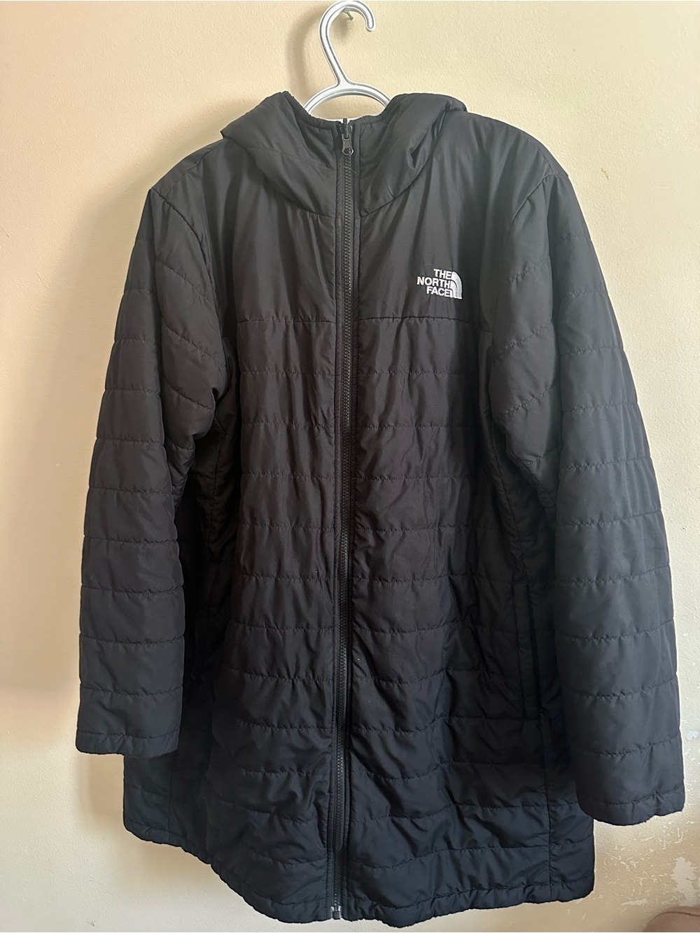 The North Face Women’s Mossbud Reversible Black Insulated Hooded Jacket